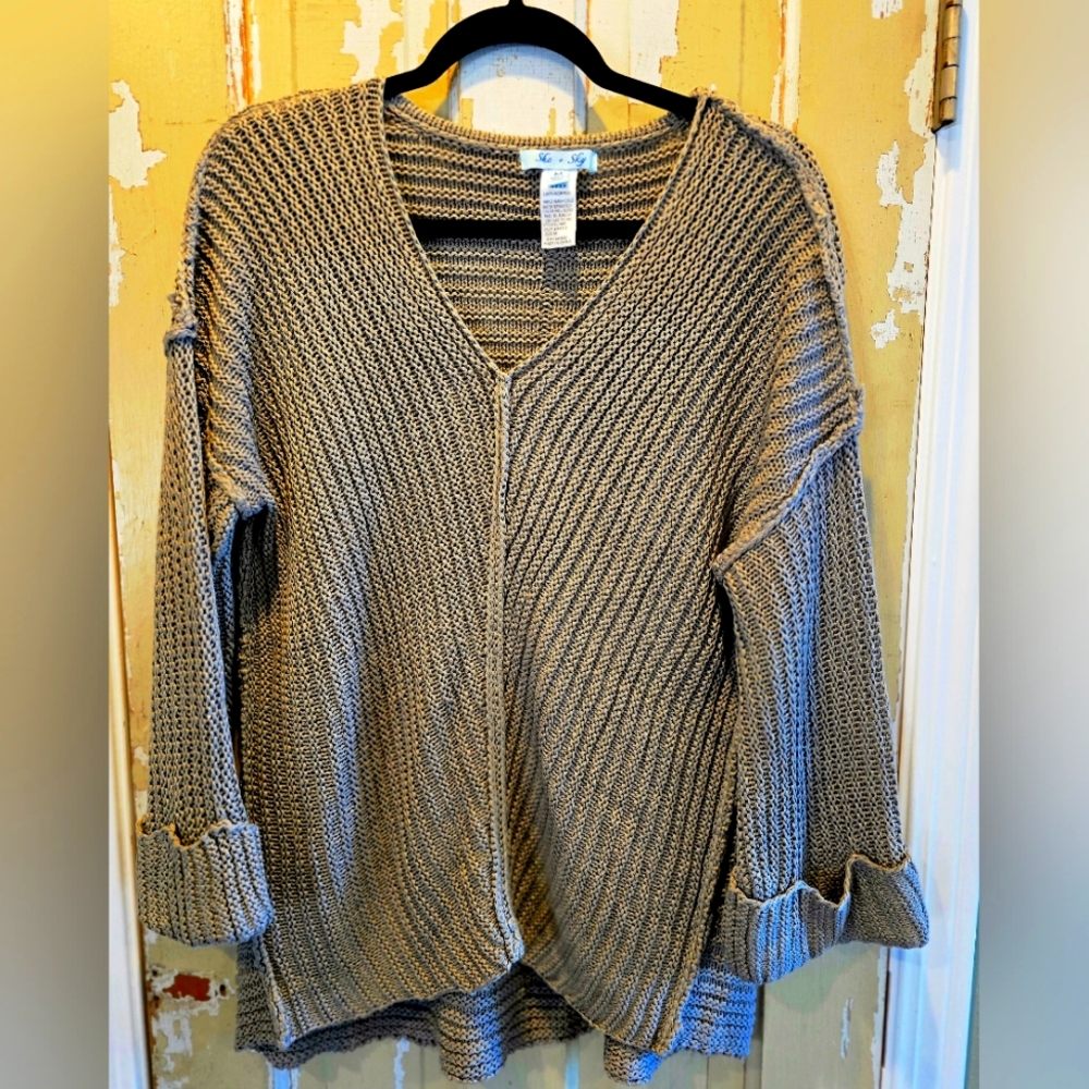 She+Sky Chunky Knit Sweater Size Medium
